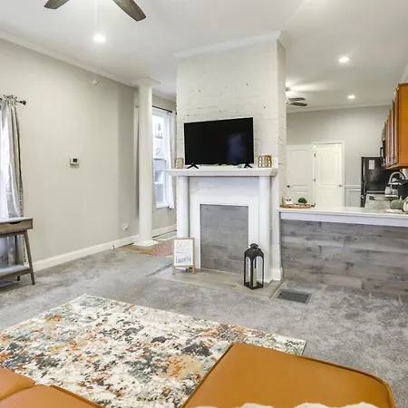 3 Mi To Dtwn Cincinnati Home With Small-Town Charm